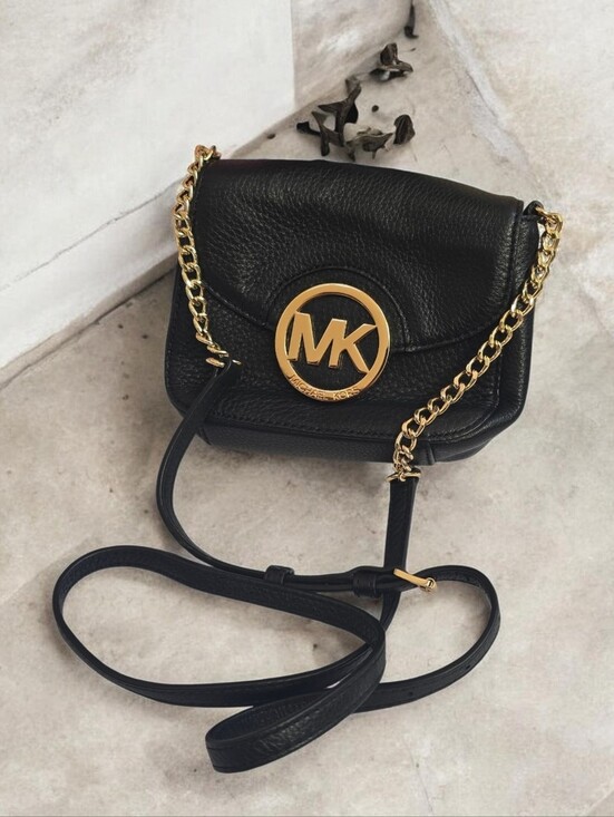 Michael Kors Handbags - Michael Kors Black Leather Crossbody with Gold MK Medallion